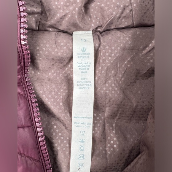 Lululemon Women’s Size 12 Burgundy Zip Jacket - Picture 10 of 11